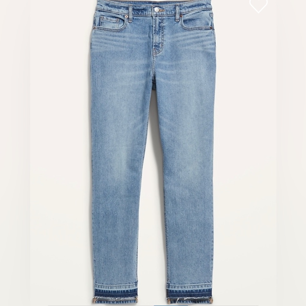 Mid-Rise Cut-Off Boyfriend Straight Jeans